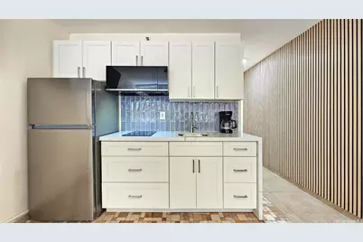 134 Kapahulu Avenue #801, Honolulu, HI 96815 - Photo 4