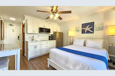 134 Kapahulu Avenue #802, Honolulu, HI 96815 - Photo 1