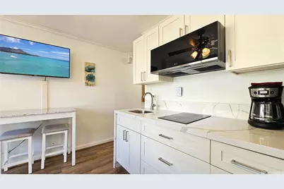 134 Kapahulu Avenue #802, Honolulu, HI 96815 - Photo 6