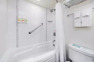 410 Atkinson Dr, Honolulu, HI 96814 - Photo 14