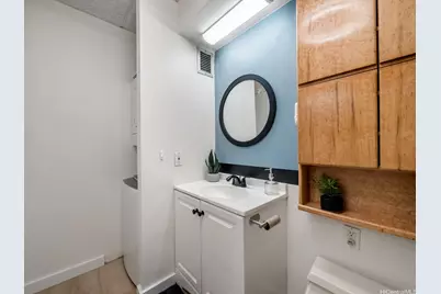2092 Kuhio Avenue #2405, Honolulu, HI 96815 - Photo 16