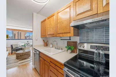 2092 Kuhio Avenue #2405, Honolulu, HI 96815 - Photo 8
