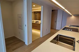 333 Ward Ave, Honolulu, HI 96814 - Photo 12