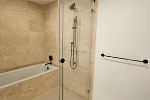 333 Ward Ave, Honolulu, HI 96814 - Photo 14