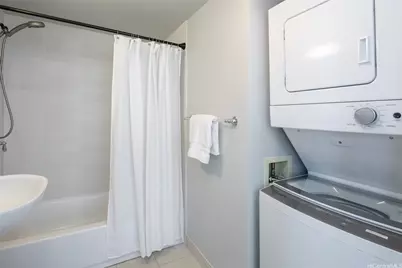 1009 Kapiolani Boulevard #3403, Honolulu, HI 96814 - Photo 16