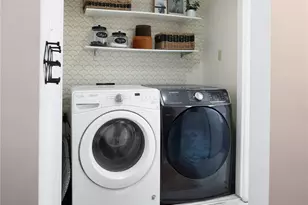 1130 Wainiha St, Honolulu, HI 96825 - Photo 8