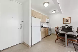 229 Paoakalani Ave, Honolulu, HI 96815 - Photo 6