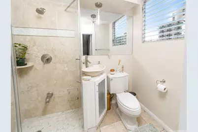 2442 Kuhio Avenue #1101, Honolulu, HI 96815 - Photo 16