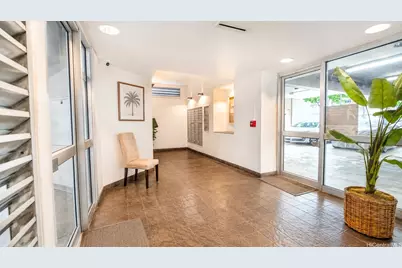 2442 Kuhio Avenue #1101, Honolulu, HI 96815 - Photo 14