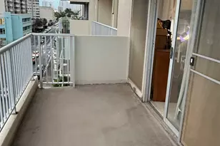 1624 Kanunu St, Honolulu, HI 96814 - Photo 2