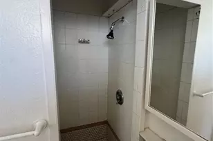 607 Isenberg St, Honolulu, HI 96826 - Photo 8