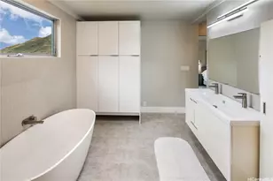 1398 Miloiki St, Honolulu, HI 96825 - Photo 12