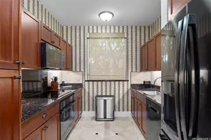 343 Hobron Ln, Honolulu, HI 96815 - Photo 6