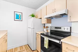 98-500 Koauka Loop, Aiea, HI 96701 - Photo 8