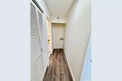 2522 Date Street #1204, Honolulu, HI 96826 - Photo 14