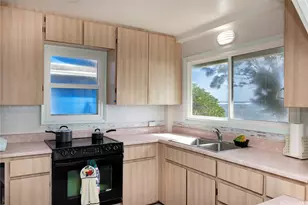 54-004 Pipilani Pl, Hauula, HI 96717 - Photo 16