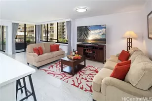 2215 Aloha Dr, Honolulu, HI 96815 - Photo 2