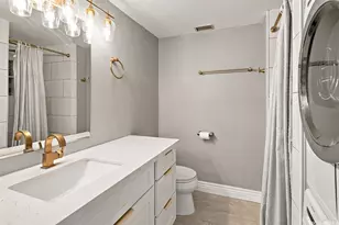 2215 Aloha Dr, Honolulu, HI 96815 - Photo 12