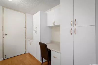 1718 Anapuni Street #301, Honolulu, HI 96822 - Photo 6