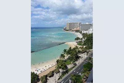 2500 Kalakaua Avenue #1802, Honolulu, HI 96815 - Photo 2