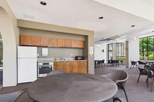581 Kamoku St, Honolulu, HI 96814 - Photo 14