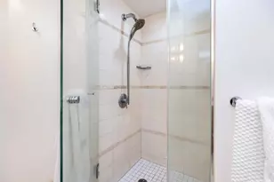 1177 Queen St, Honolulu, HI 96814 - Photo 22