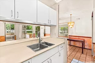 287 Mananai Pl, Honolulu, HI 96818 - Photo 8