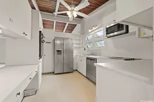 3003 Polohilani Pl, Honolulu, HI 96817 - Photo 8