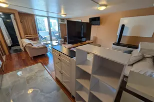 824 Kinau St, Honolulu, HI 96813 - Photo 2