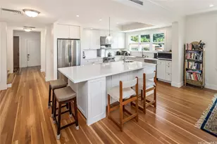 2463 Kekuanoni St, Honolulu, HI 96813 - Photo 2