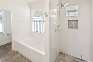 2463 Kekuanoni St, Honolulu, HI 96813 - Photo 22