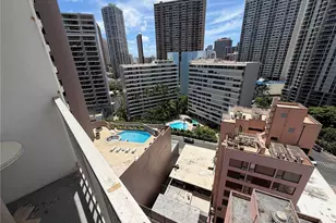 1920 Ala Moana Blvd, Honolulu, HI 96815 - Photo 2