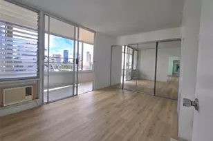 1122 Elm St, Honolulu, HI 96814 - Photo 2