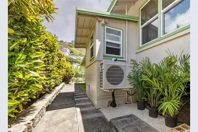 1362 Ainakoa Avenue, Honolulu, HI 96821 - Photo 16
