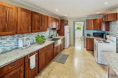 1362 Ainakoa Avenue, Honolulu, HI 96821 - Photo 4