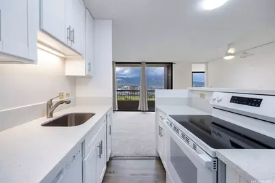 320 Liliuokalani Avenue #2405, Honolulu, HI 96815 - Photo 10