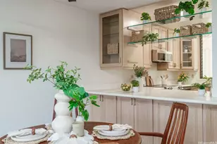 521 Hahaione St, Honolulu, HI 96825 - Photo 8