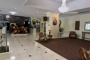 2240 Kuhio Ave, Honolulu, HI 96815 - Photo 2