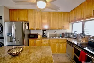 2421 Ala Wai Blvd, Honolulu, HI 96815 - Photo 6