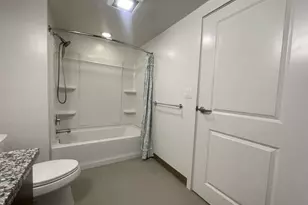 988 Halekauwila St, Honolulu, HI 96814 - Photo 10