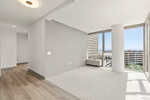 1390 Kapiolani Blvd, Honolulu, HI 96814 - Photo 2