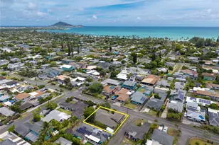 443 Maluniu Ave, Kailua, HI 96734 - Photo 2