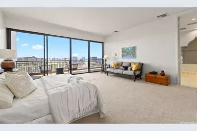 1010 Wilder Avenue #PHW, Honolulu, HI 96822 - Photo 16
