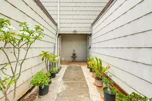94-282 Kupulau Pl, Mililani, HI 96789 - Photo 18
