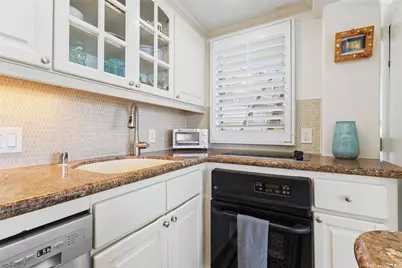 2957 Kalakaua Avenue #318, Honolulu, HI 96815 - Photo 12