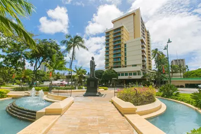 2045 Kalakaua Avenue #1404, Honolulu, HI 96815 - Photo 2