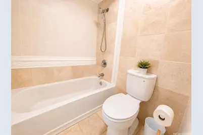 1920 Ala Moana Boulevard #802, Honolulu, HI 96815 - Photo 6