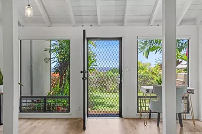 98-1698 Kaahumanu Street #4C, Pearl City, HI 96782 - Photo 4