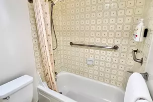201 Ohua Ave, Honolulu, HI 96815 - Photo 10