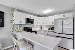 430 Kaiolu St, Honolulu, HI 96815 - Photo 4